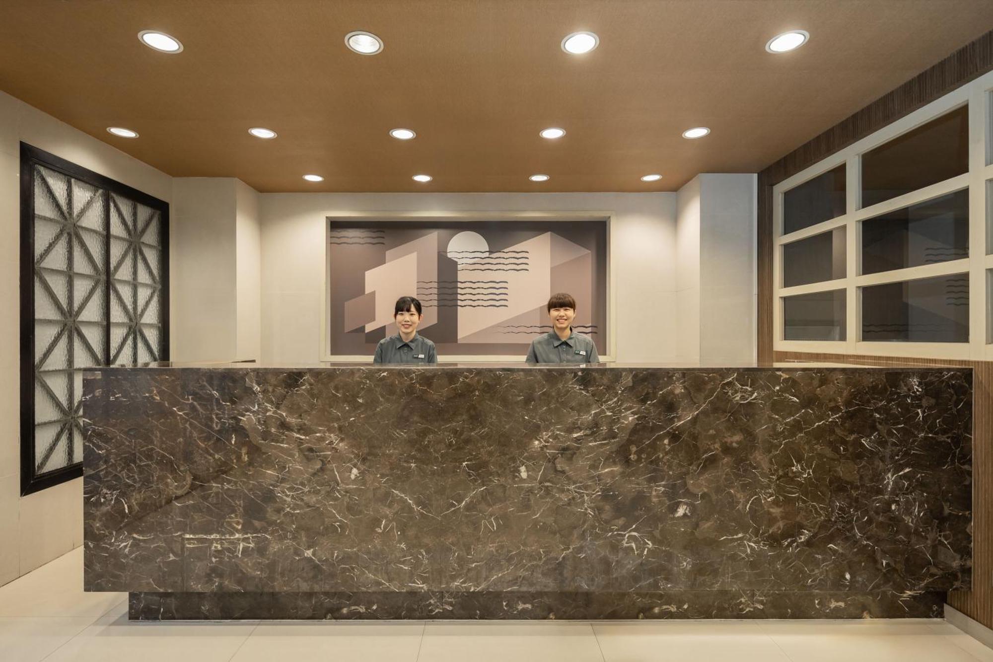 Kindness Hotel - Tainan Minsheng Kültér fotó