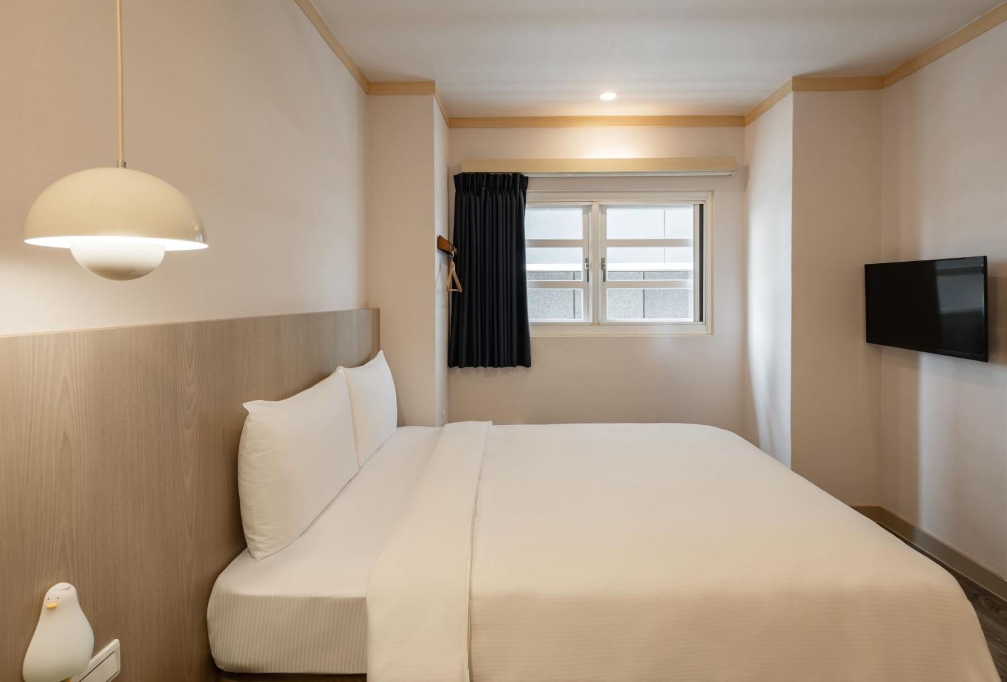 Kindness Hotel - Tainan Minsheng Szoba fotó