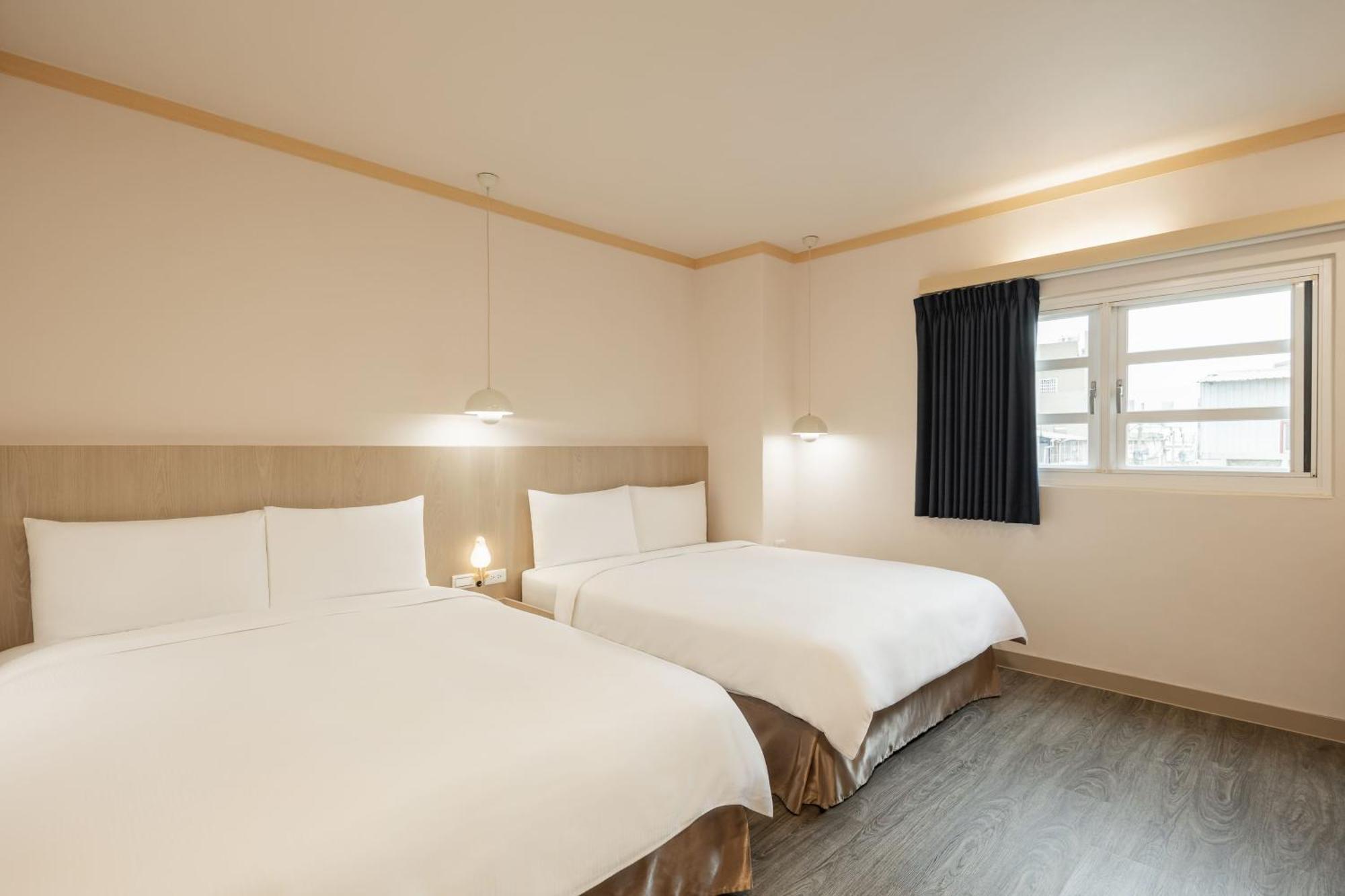 Kindness Hotel - Tainan Minsheng Szoba fotó