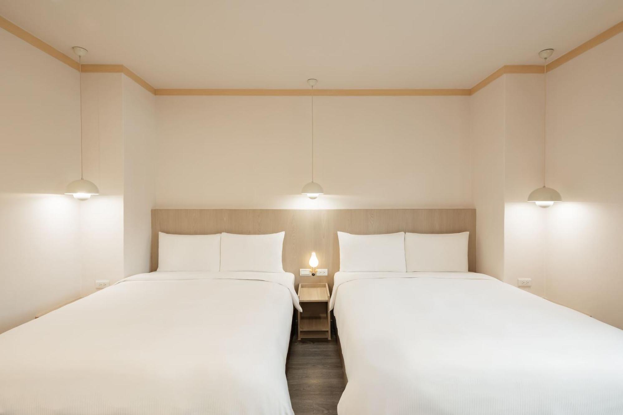 Kindness Hotel - Tainan Minsheng Szoba fotó